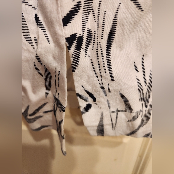 Joseph Ribkoff capri - Picture 3 of 4